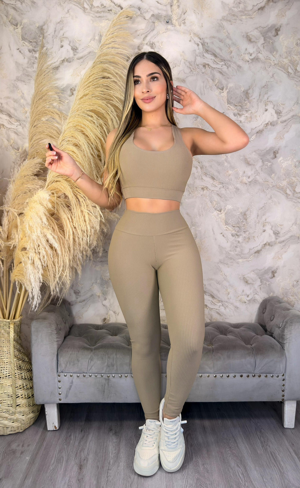 CONJUNTO LEGUINS CROP TOP LARGO RF 470